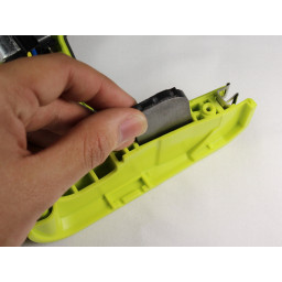 Замена магнитного лотка Ryobi P202
