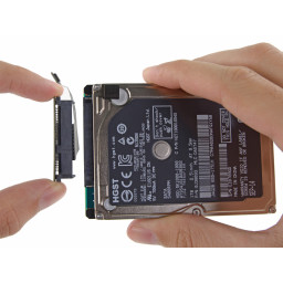 Замена кабеля для жесткого диска Mac mini в конце 2014 года